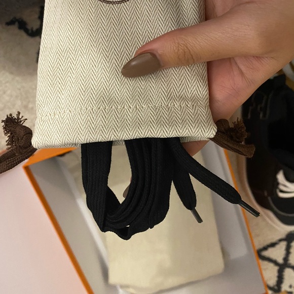 Brand new Hermès men sneaker, size 42.5 - Picture 3 of 5